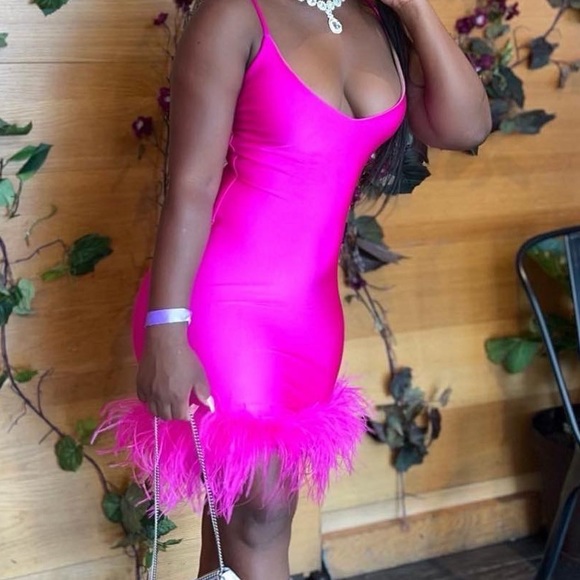 Custom Feather Dress! - Picture 3 of 4